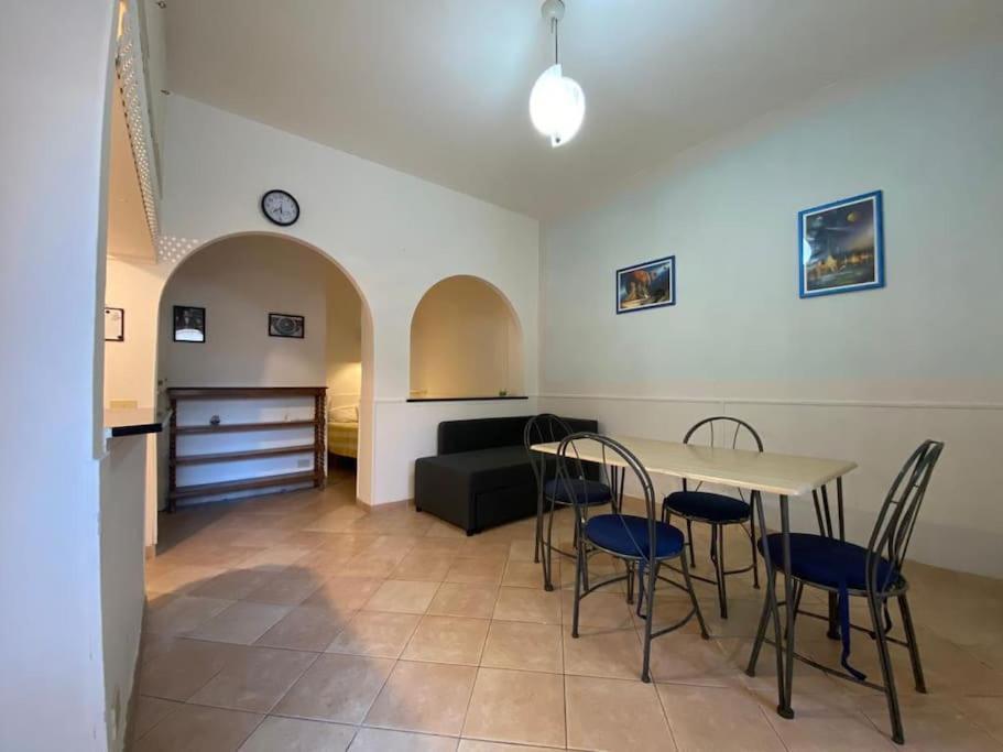 Trio Apartment Рим Екстериор снимка